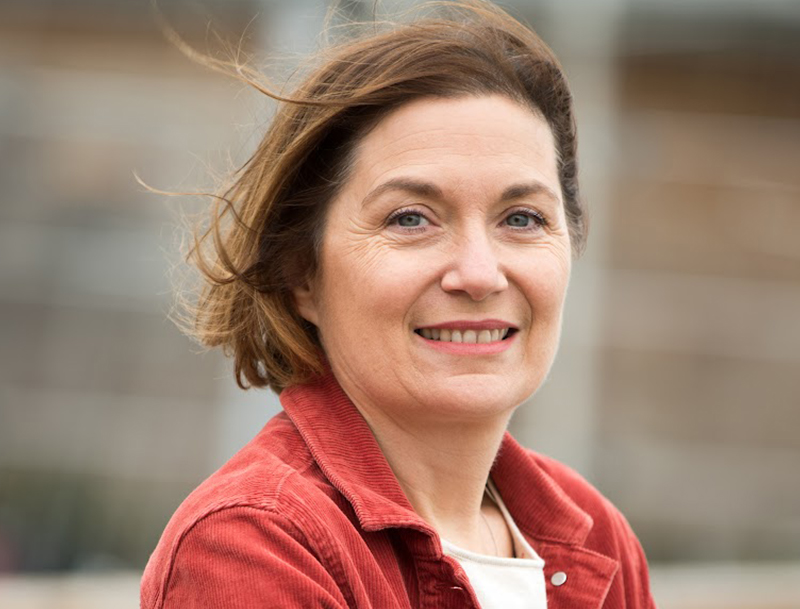 Portrait de Corinne Delhoume